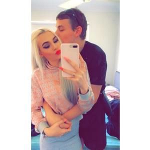 Meet your Posher, Felicity